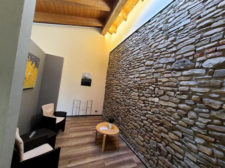 Villa Cristallo Private Apartment Fontanelice Exteriér fotografie